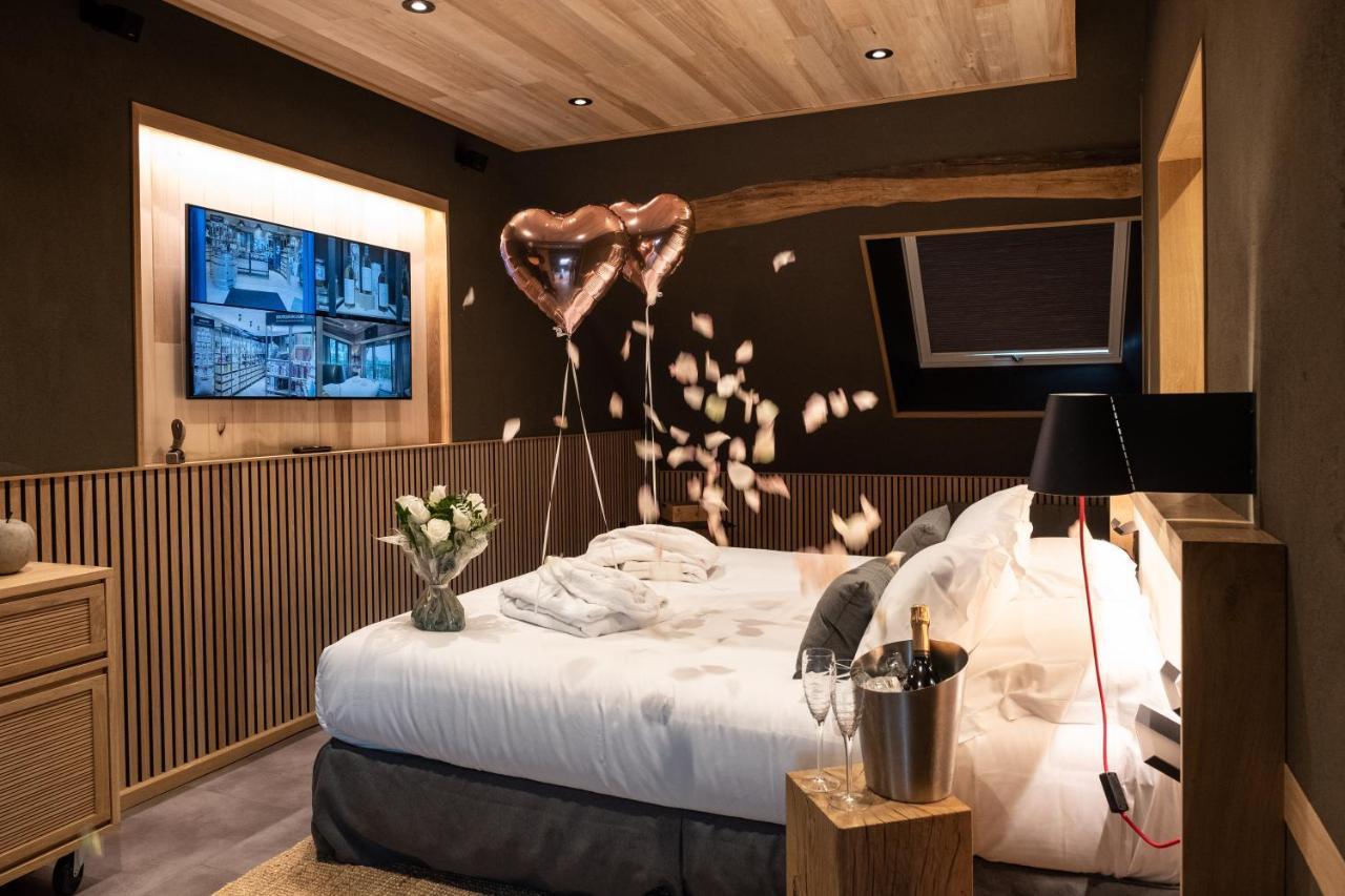 Le Domaine Des Pres Verts Suites & Chambres Avec Jacuzzi Privatif Jouey Buitenkant foto