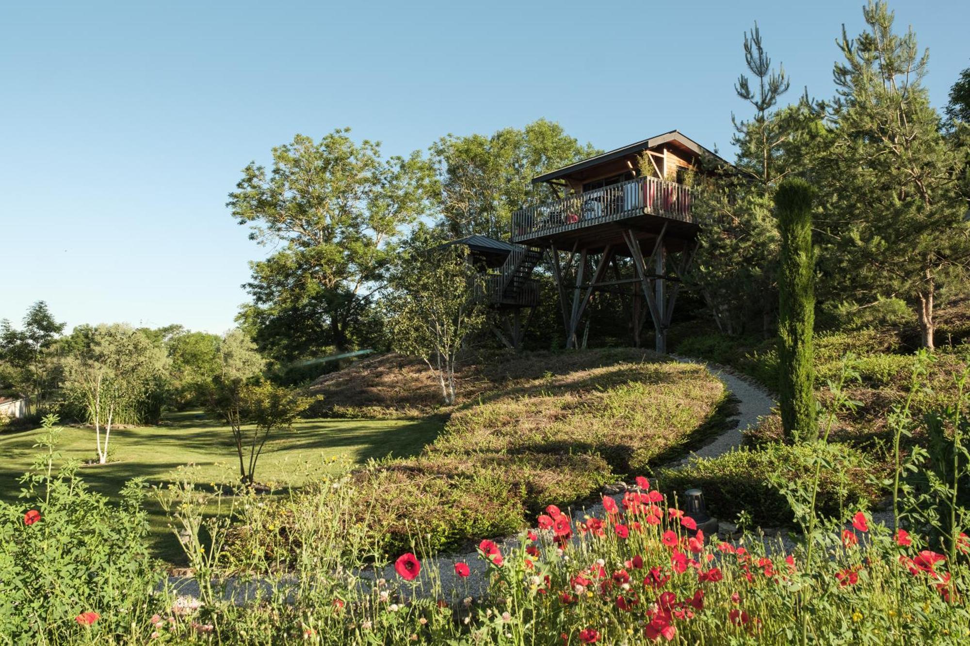 Le Domaine Des Pres Verts Suites & Chambres Avec Jacuzzi Privatif Jouey Buitenkant foto