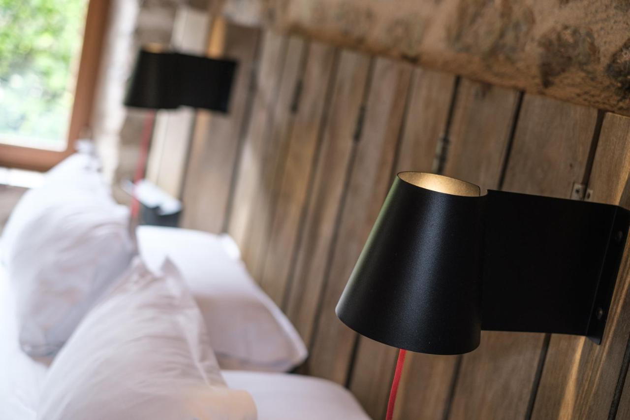 Le Domaine Des Pres Verts Suites & Chambres Avec Jacuzzi Privatif Jouey Buitenkant foto